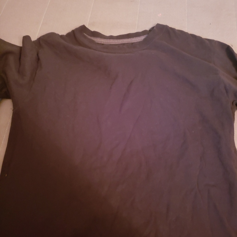 Boys hanes tee shirt